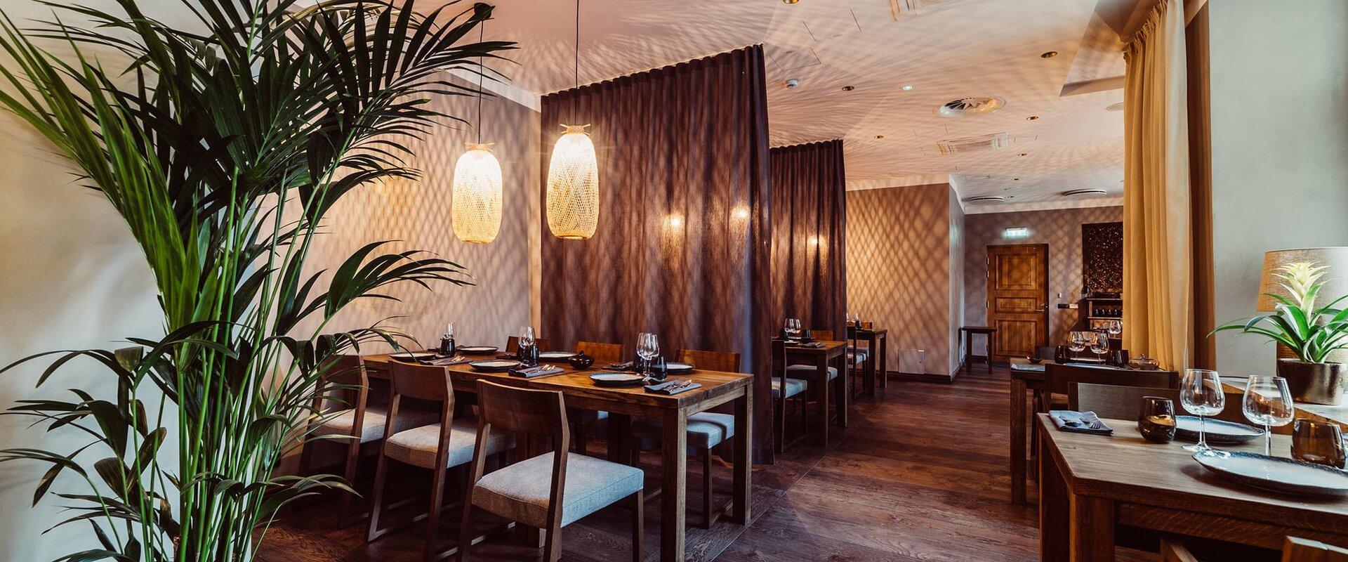 Restaurant NOK NOK brings the genuine flavours of the Kingdom of Thailand directly to the Old Town of Tallinn. The whole restaurant team is responsibl