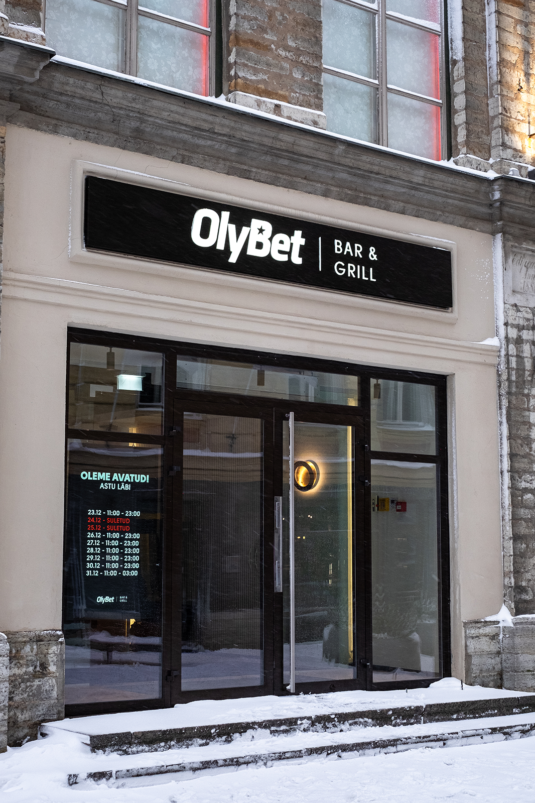 OlyBet Bar & Grill