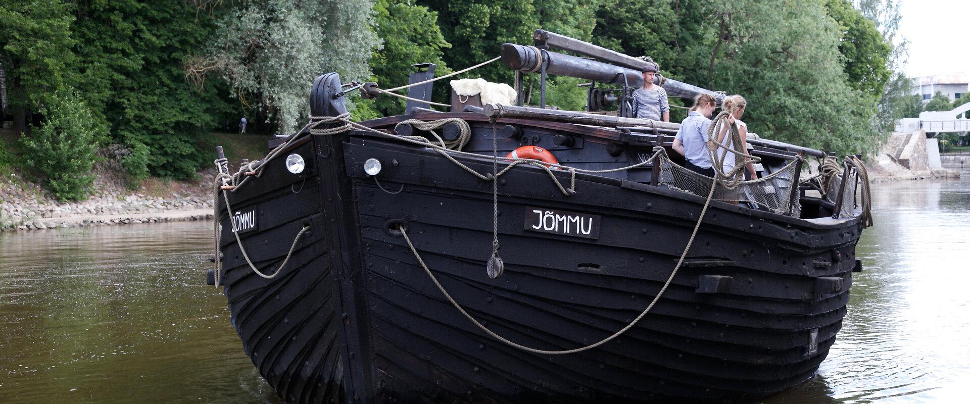 Barge on the river Emajõgi