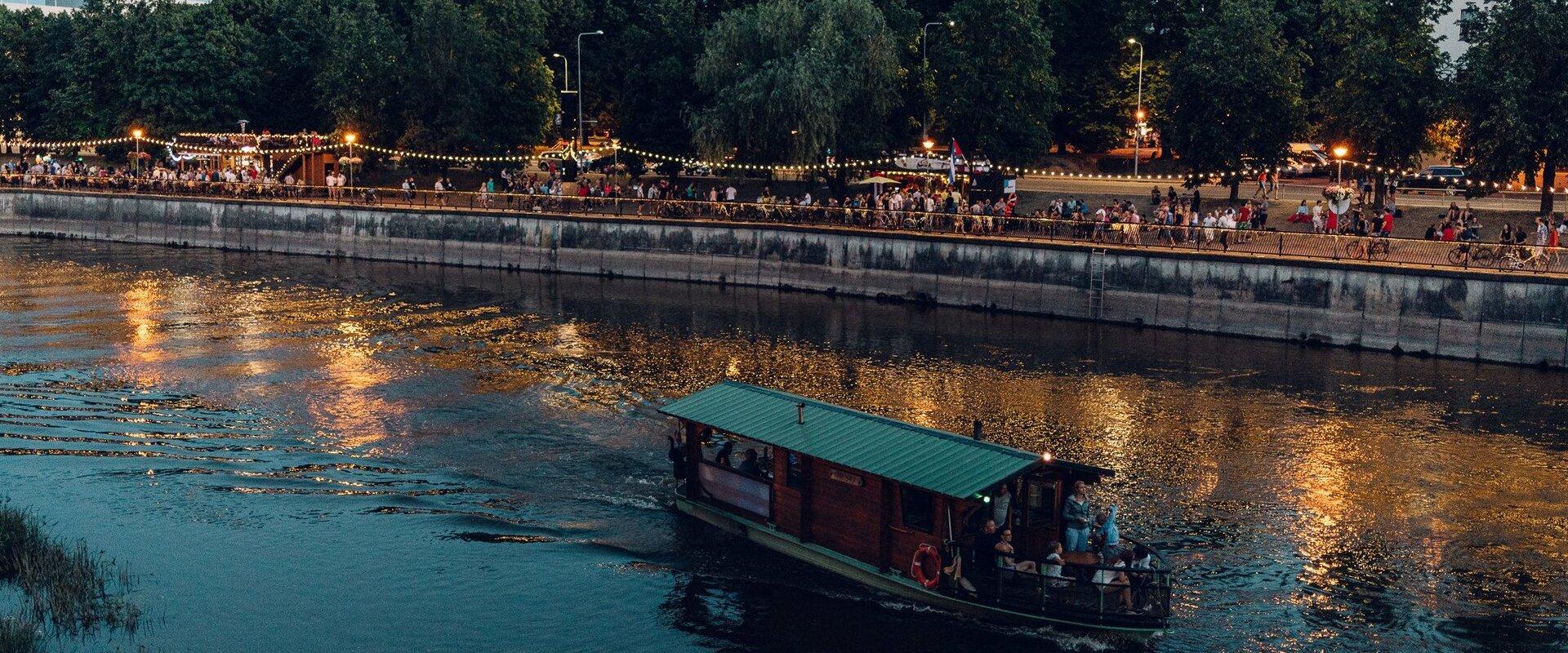 Emajõe Riviera promenade and Tartu in the evening