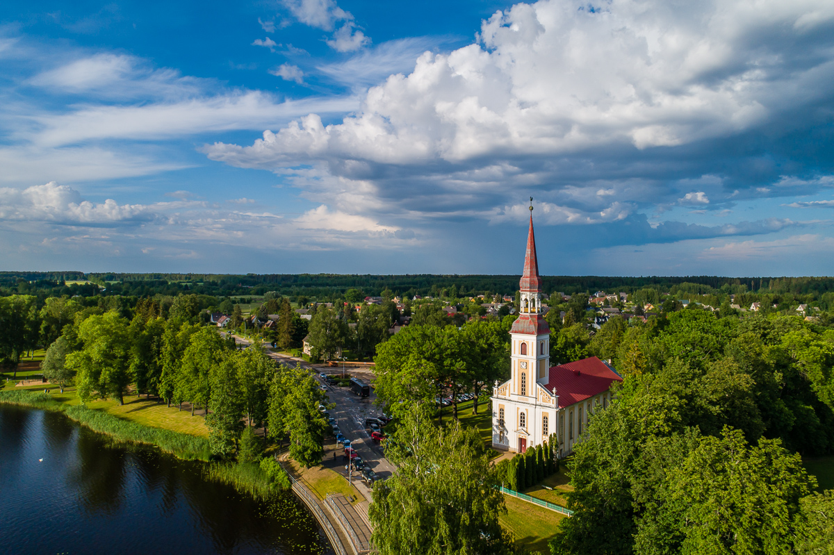 EELK Räpina Miikaeli kirik