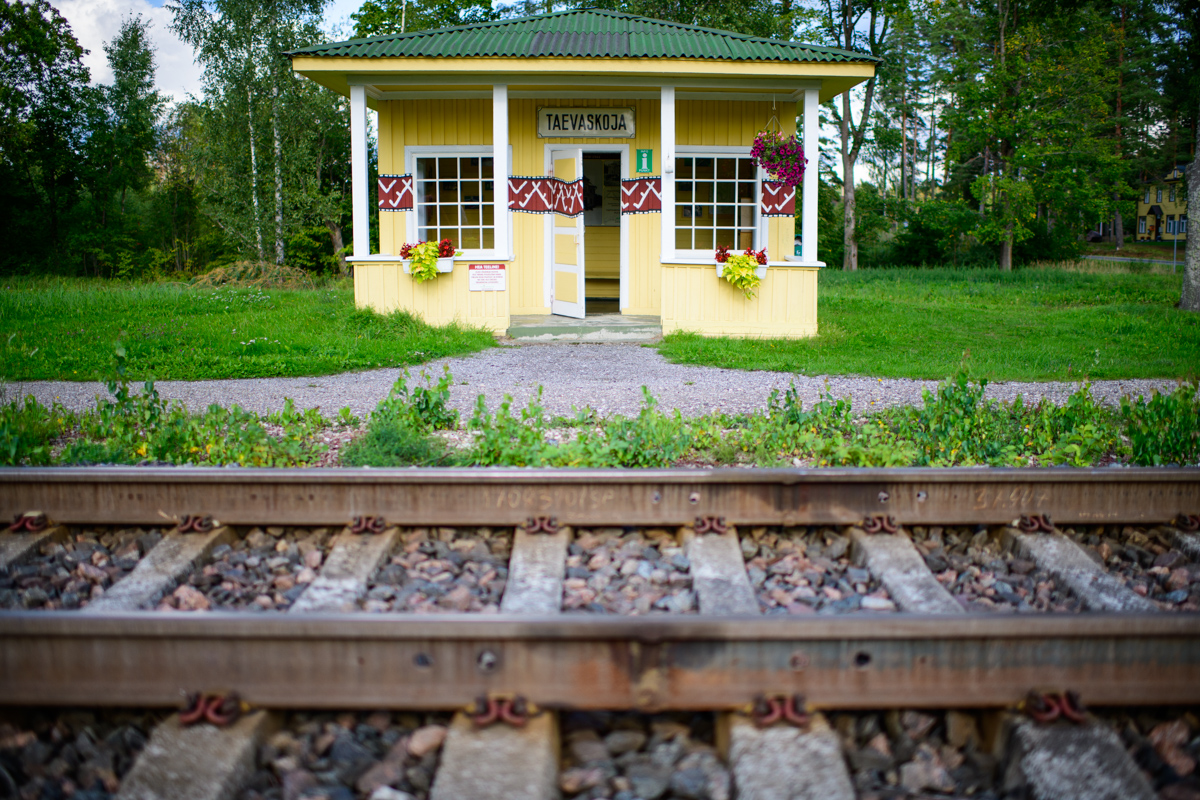 Taevaskoja rongiootepaviljon