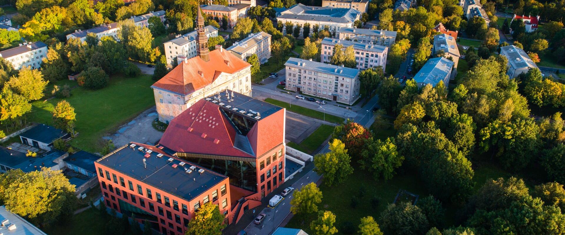 Tartu Ülikooli Narva Kolledži hoone