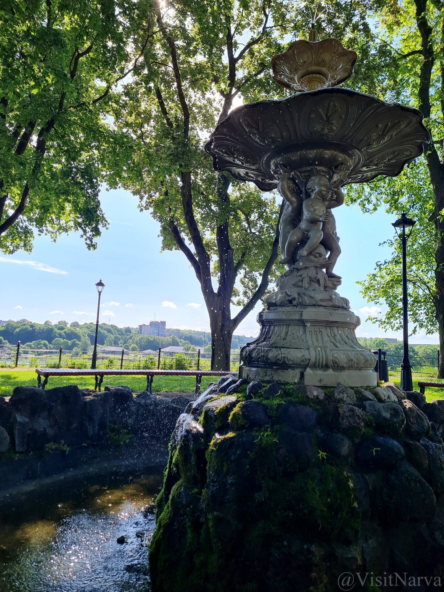 Narva park "Pimeaed" ja ülemine promenaad