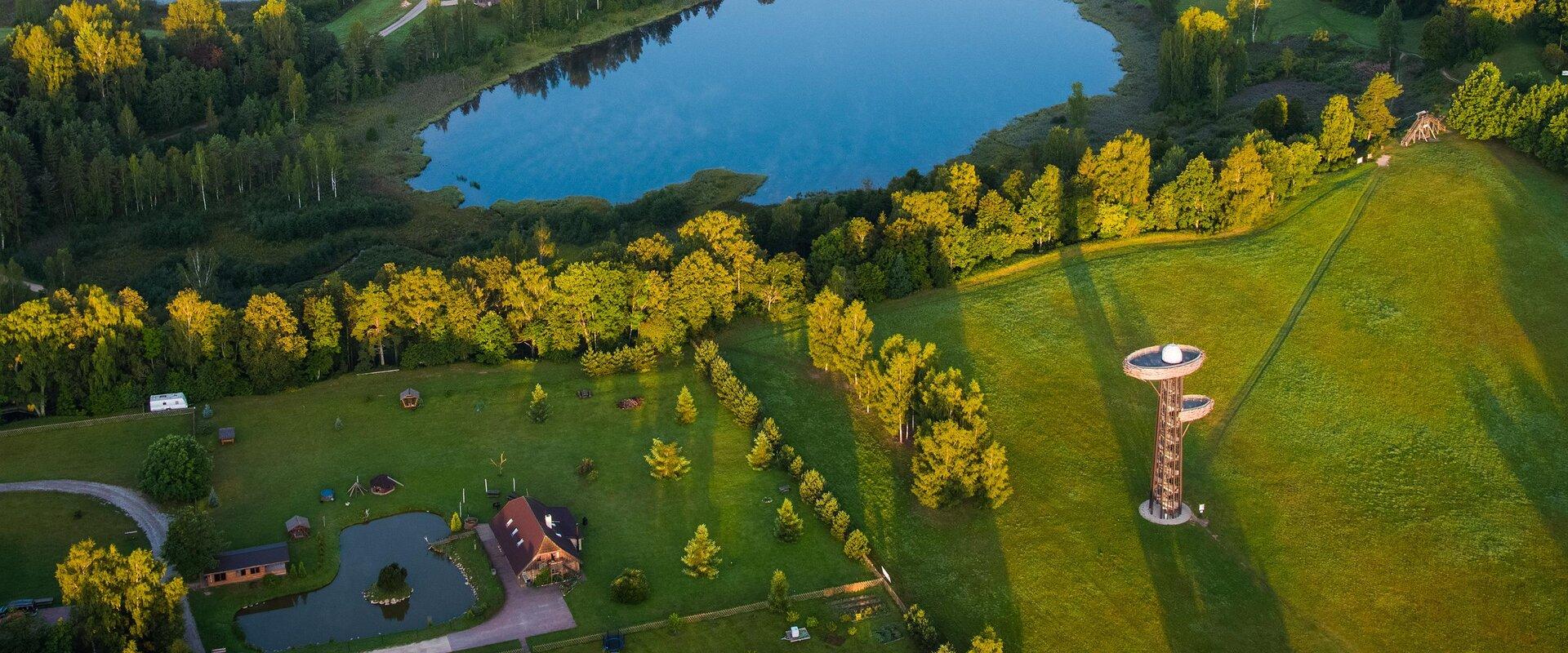 A convenient holiday complex on the edge of Ööbikuoru - the most beautiful valley in Estonia. Tindioru is surrounded by a diverse landscape, dark blue