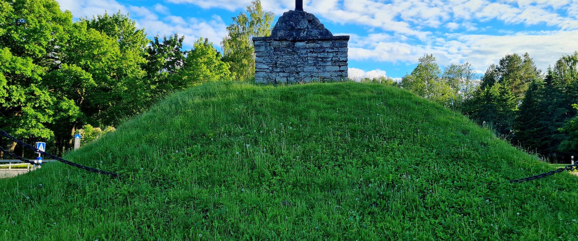 Siivertsi monument