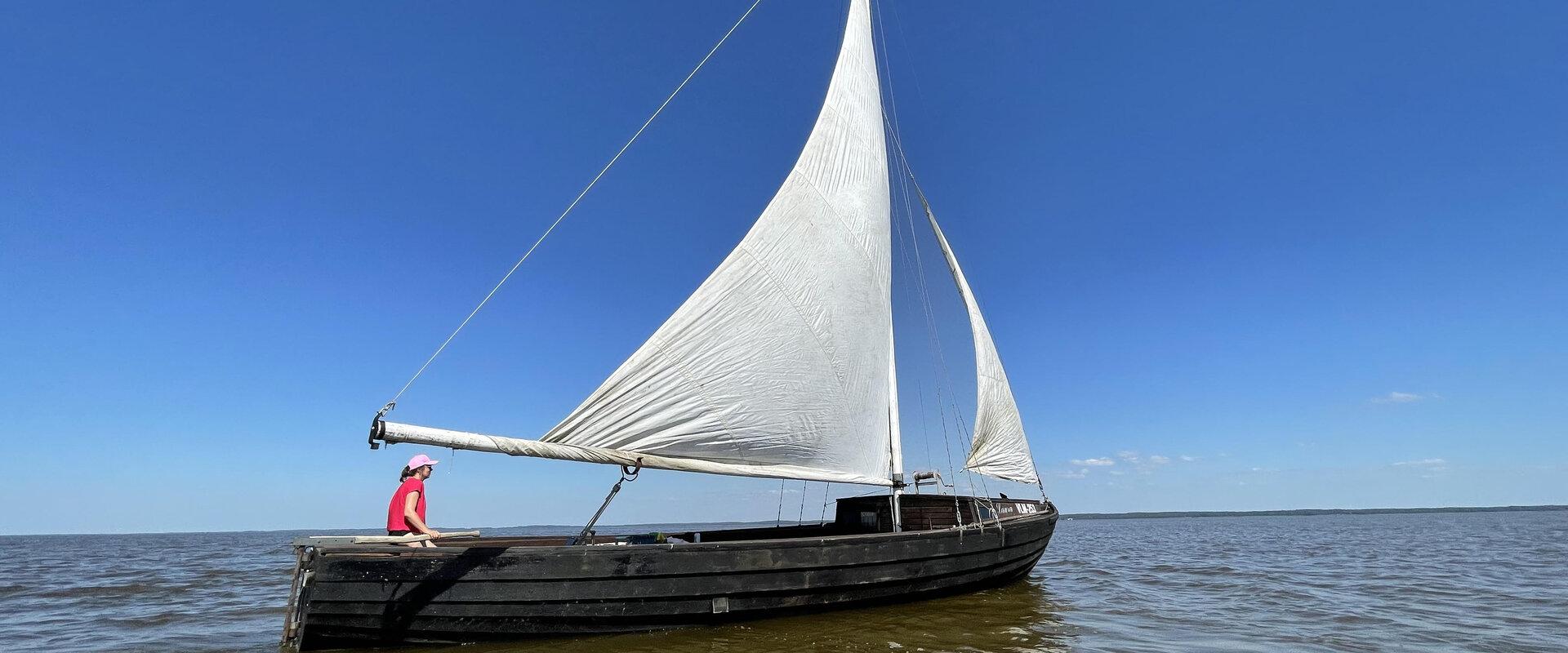 Sailing on Lake Võrtsjärv