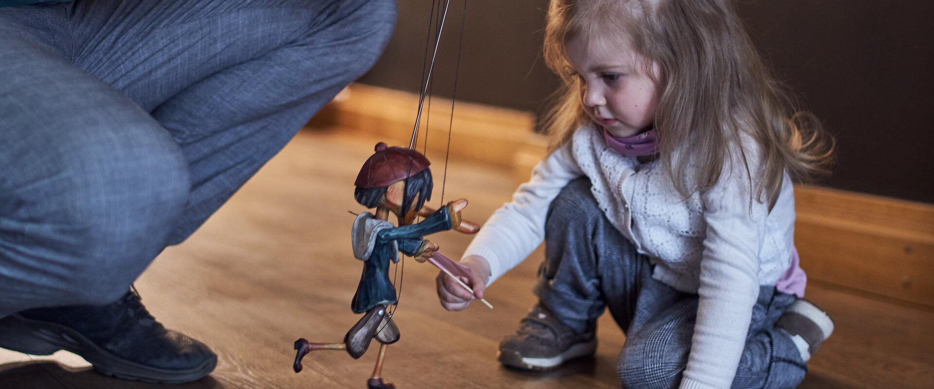 Guided tours in the Museum of Puppetry Arts