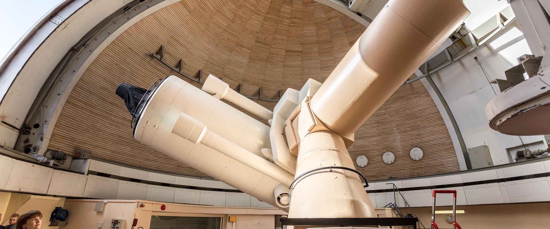 Tartu Universitātes Tartu observatorija, kas atrodas Teraverē, pārstāv vienu no Dienvidigaunijas aizraujošajām vietām, kas ir apzīmēts ar National Geo