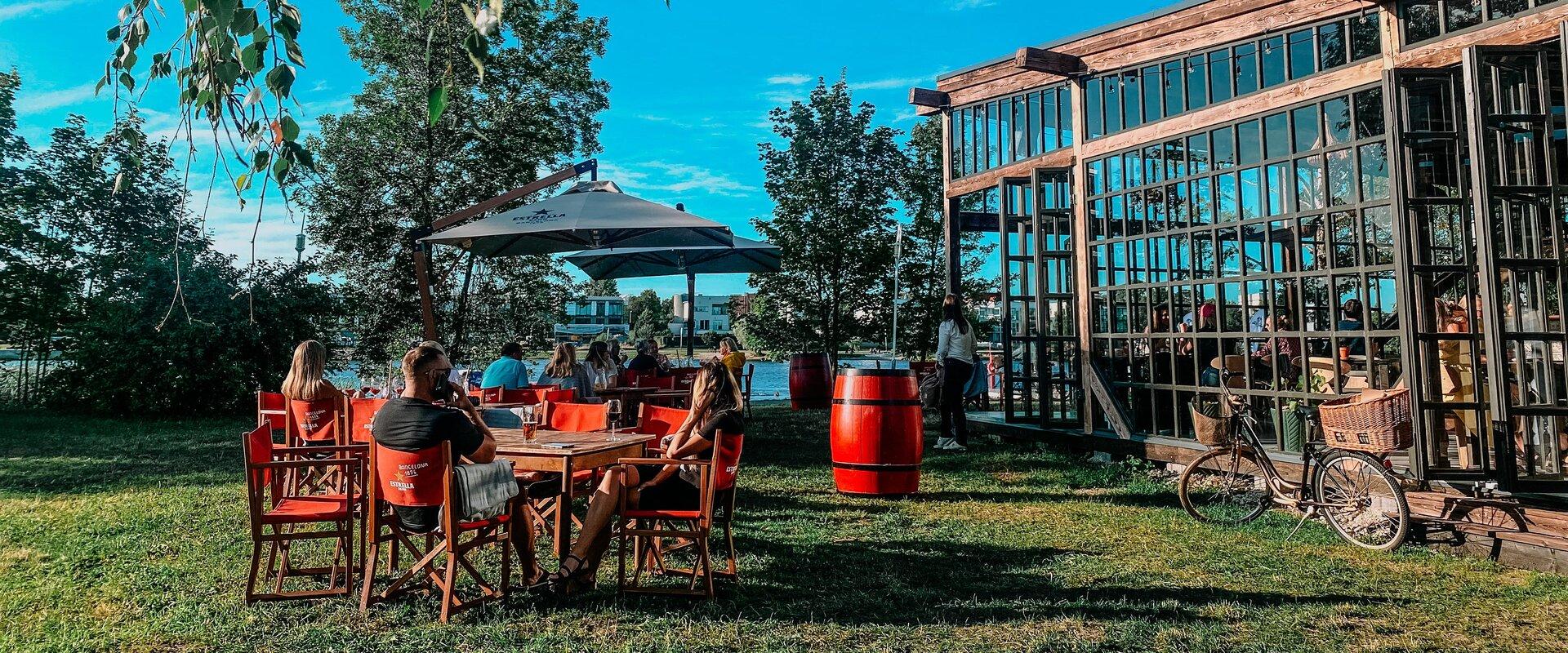 Enjoy a piece of Catalonia by River Pärnu! The tapas and sangria bar Baarcelona brings you the best flavour experiences from under the hot Mediterrane