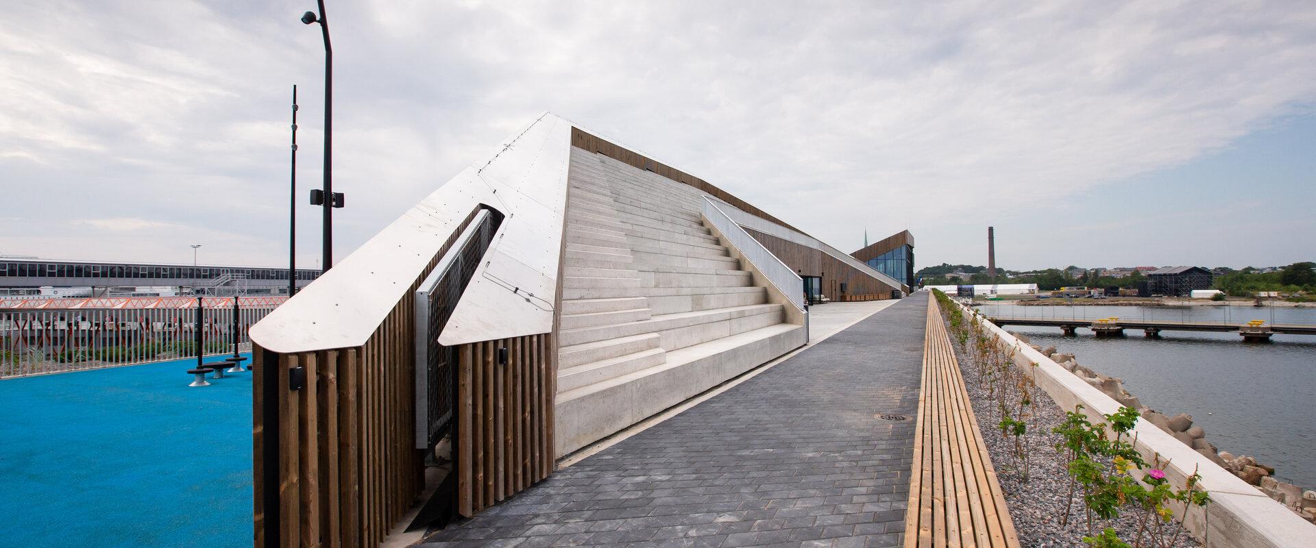 Old City Harbour Rooftop Promenade