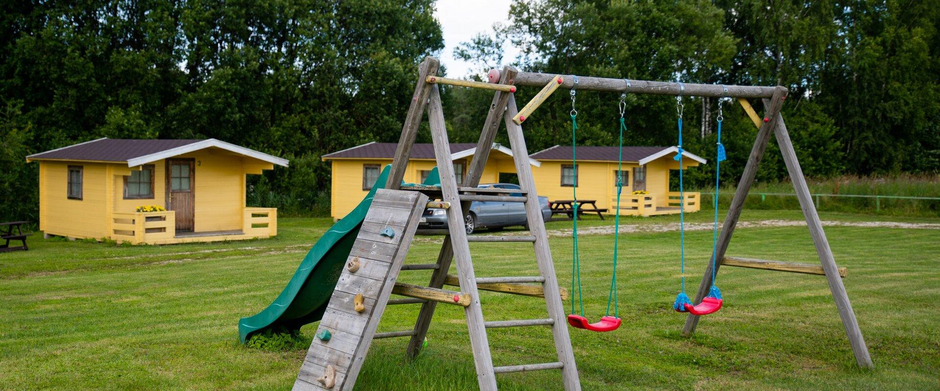 Vembu-Tembumaa karavan ja kämping