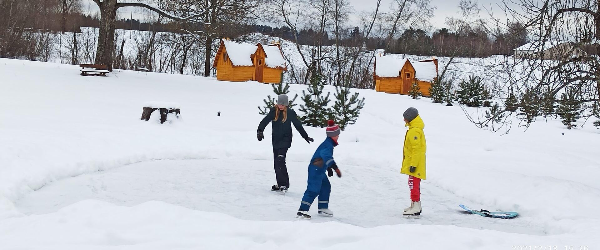 Kümblustalu sauna, massaažide ja tünnidega