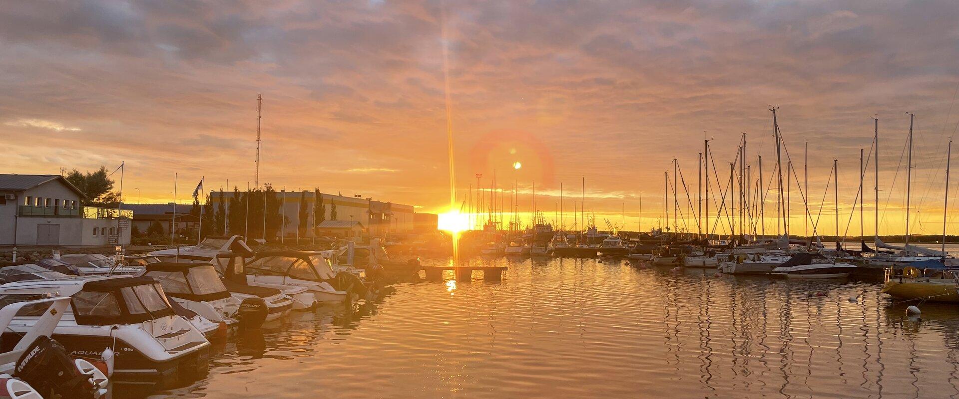 Grand Holm Marina sadamaresto by MuSu