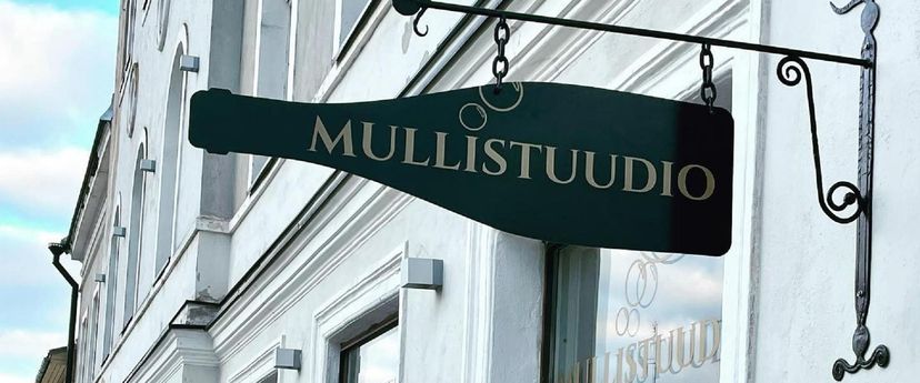 Vinothèque Mullistuudio