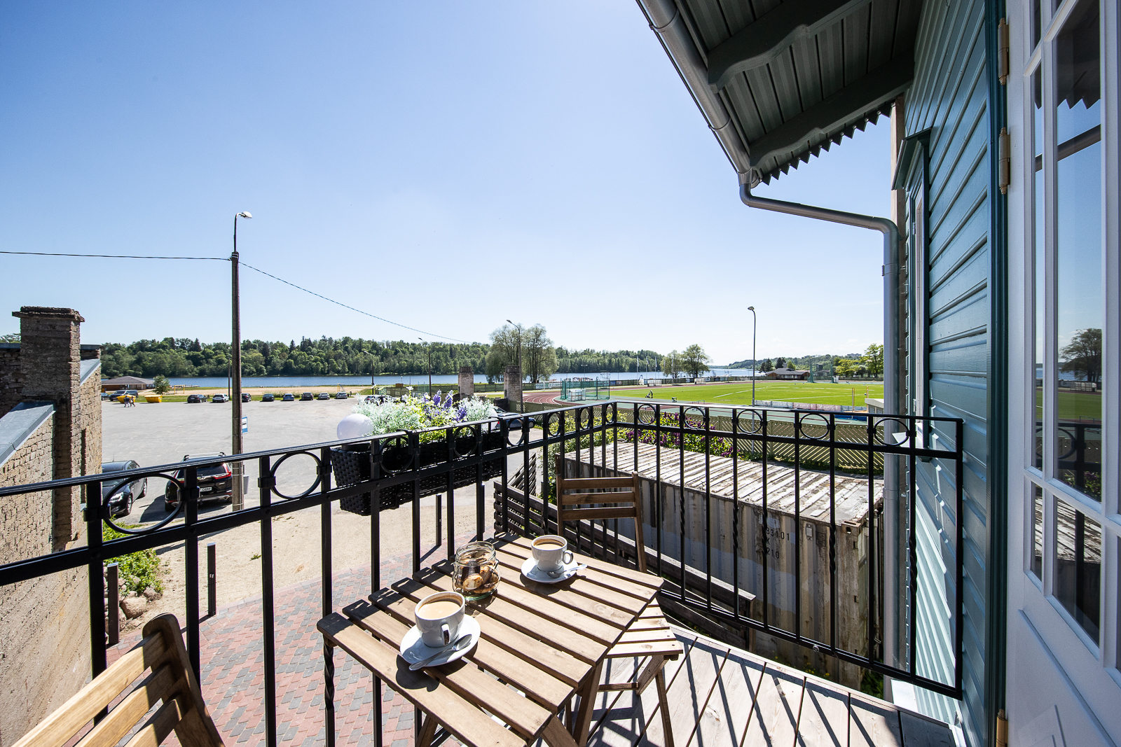 Hofhaus des Gästehauses Aasa, Blick vom Balkon auf den Viljandi-See