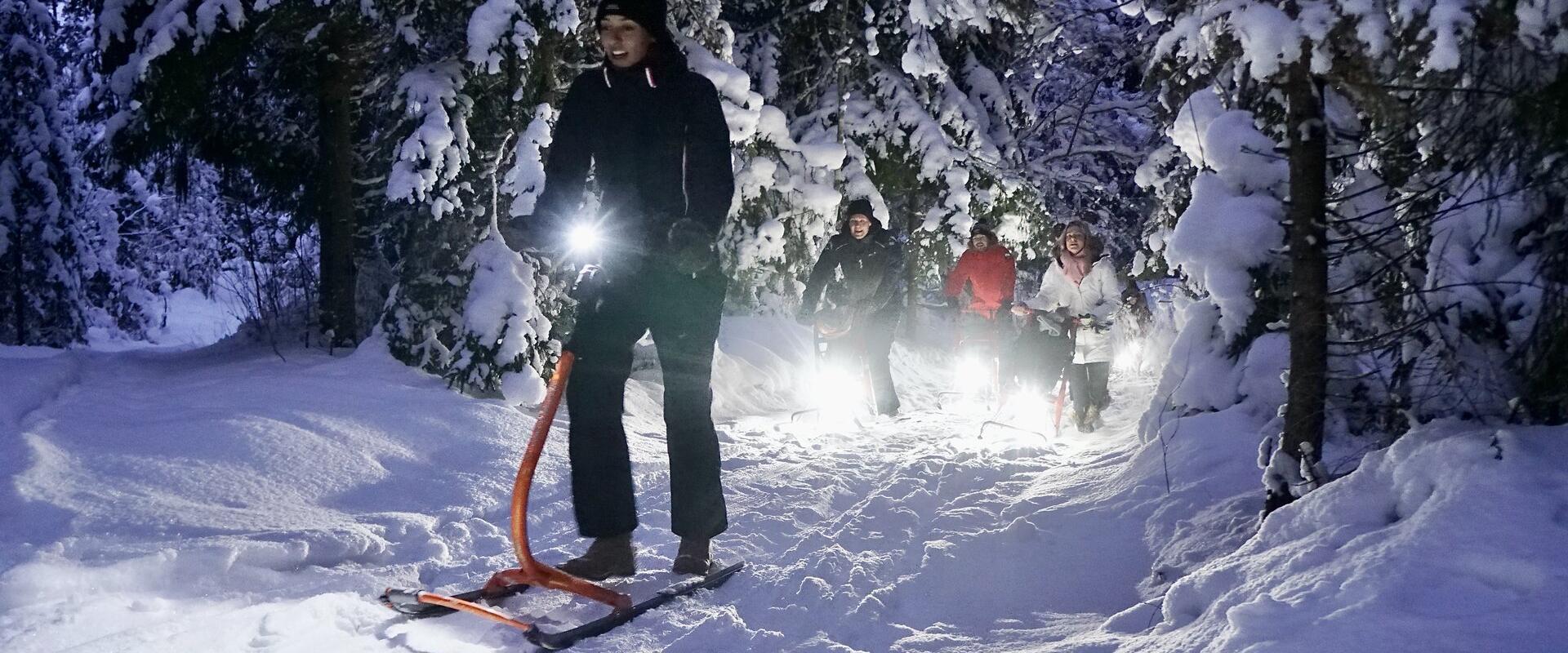 Valguskelgumatk talvisesse Taevaskotta