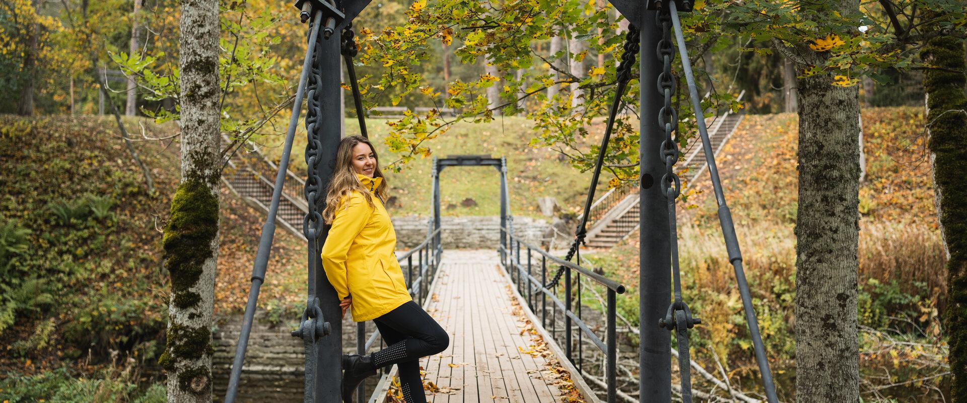 Nature trail in Keila-Joa Park in autumn