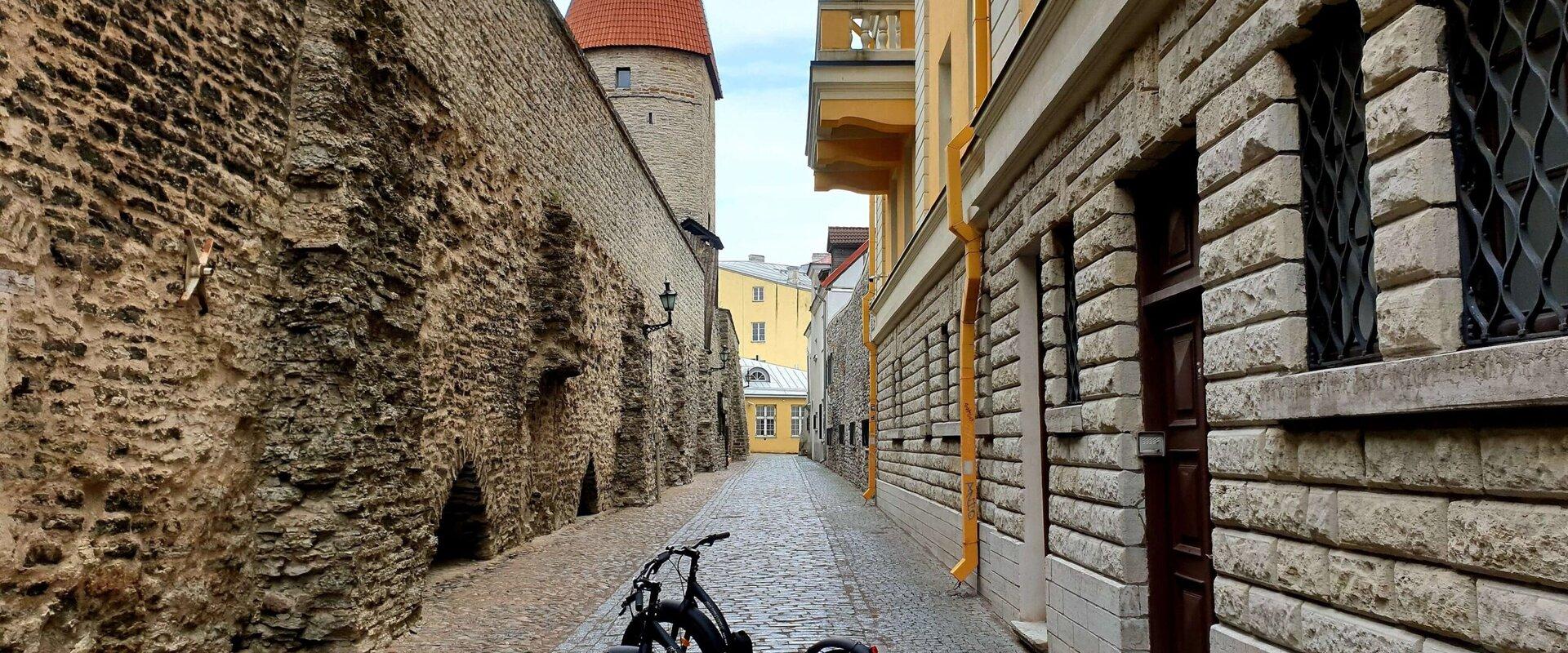Tallinn EBike tour