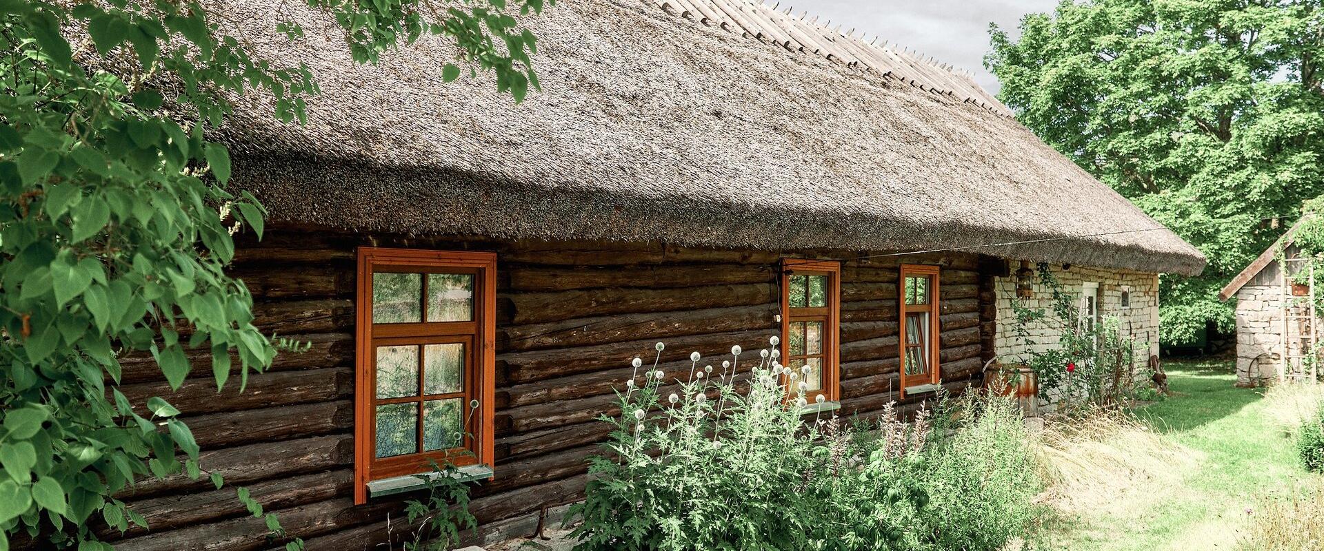 Accommodation in Muhu - Matsi Cottage in Igaküla