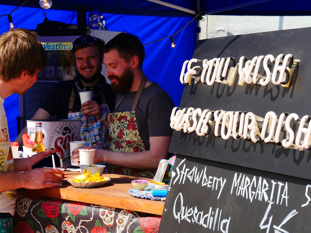 Rahvustoitude ja -kultuurifestival Kamalammas Rakveres