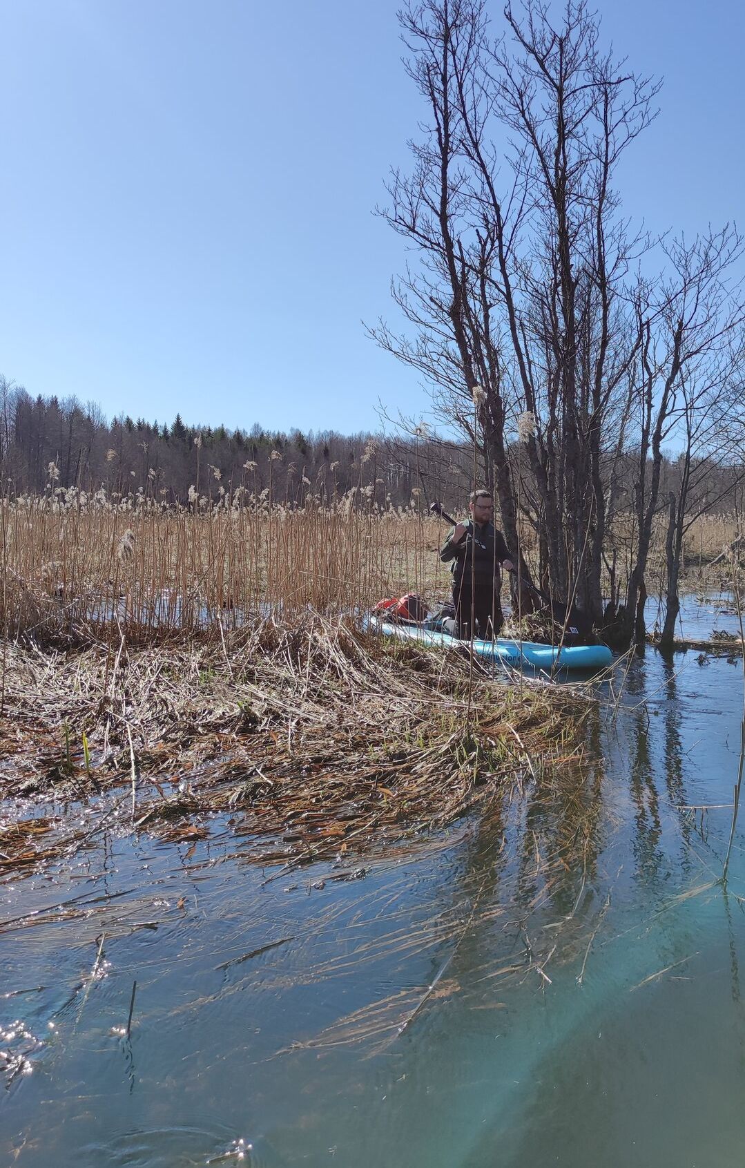 Nature discovery with SUP-board trip and walking hike at Soo