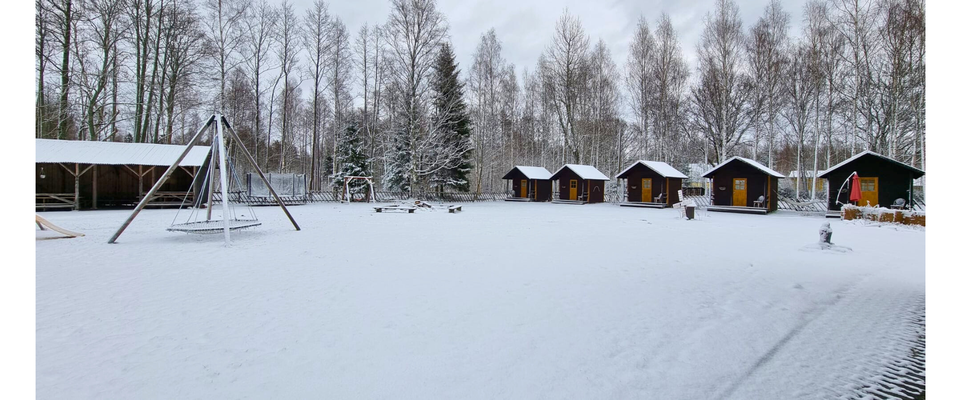Campinghäuser, Sauna, Badefass