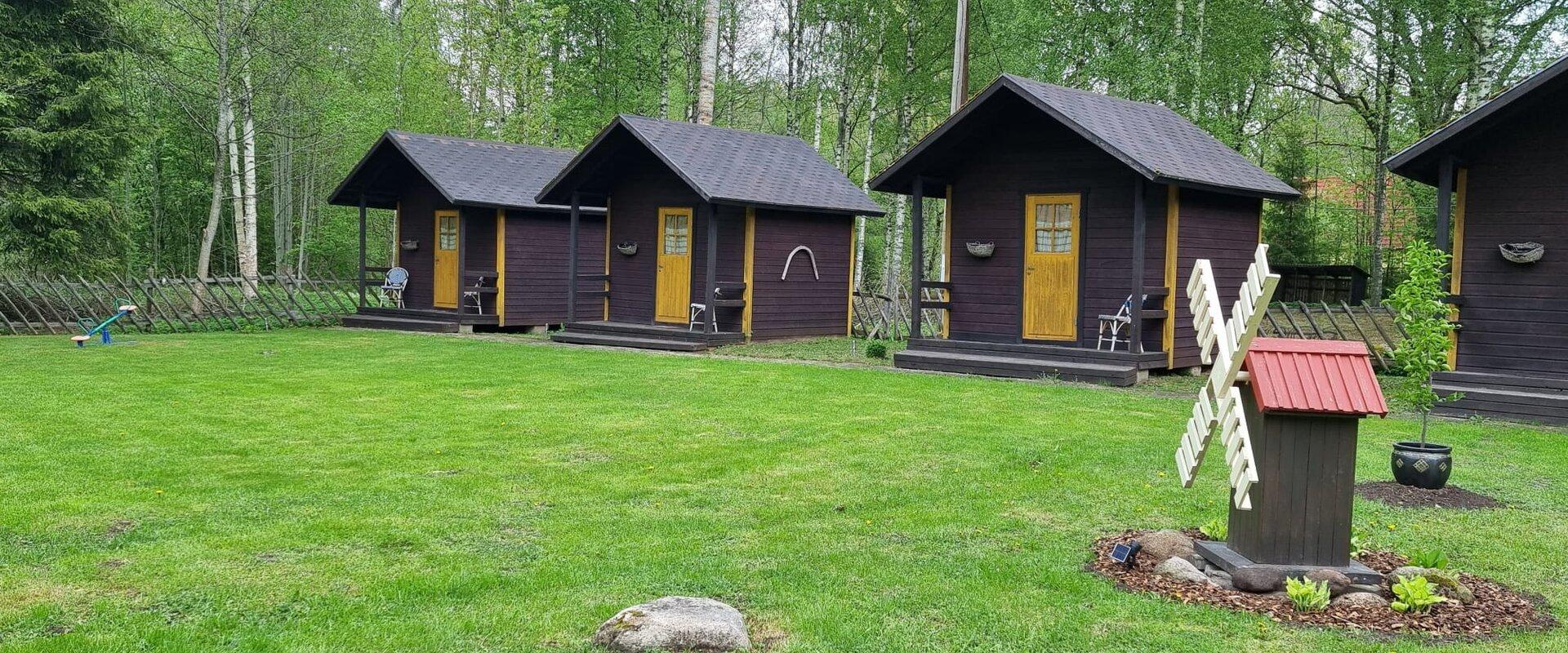 Ferienhof Atsikivi Puhketalu, Campinghäuser, Unterkunft