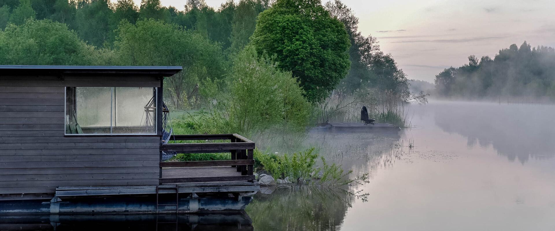 Humala Kalabaas - private and comfortable fishing spot with accommodation on the bank of the Emajõgi River