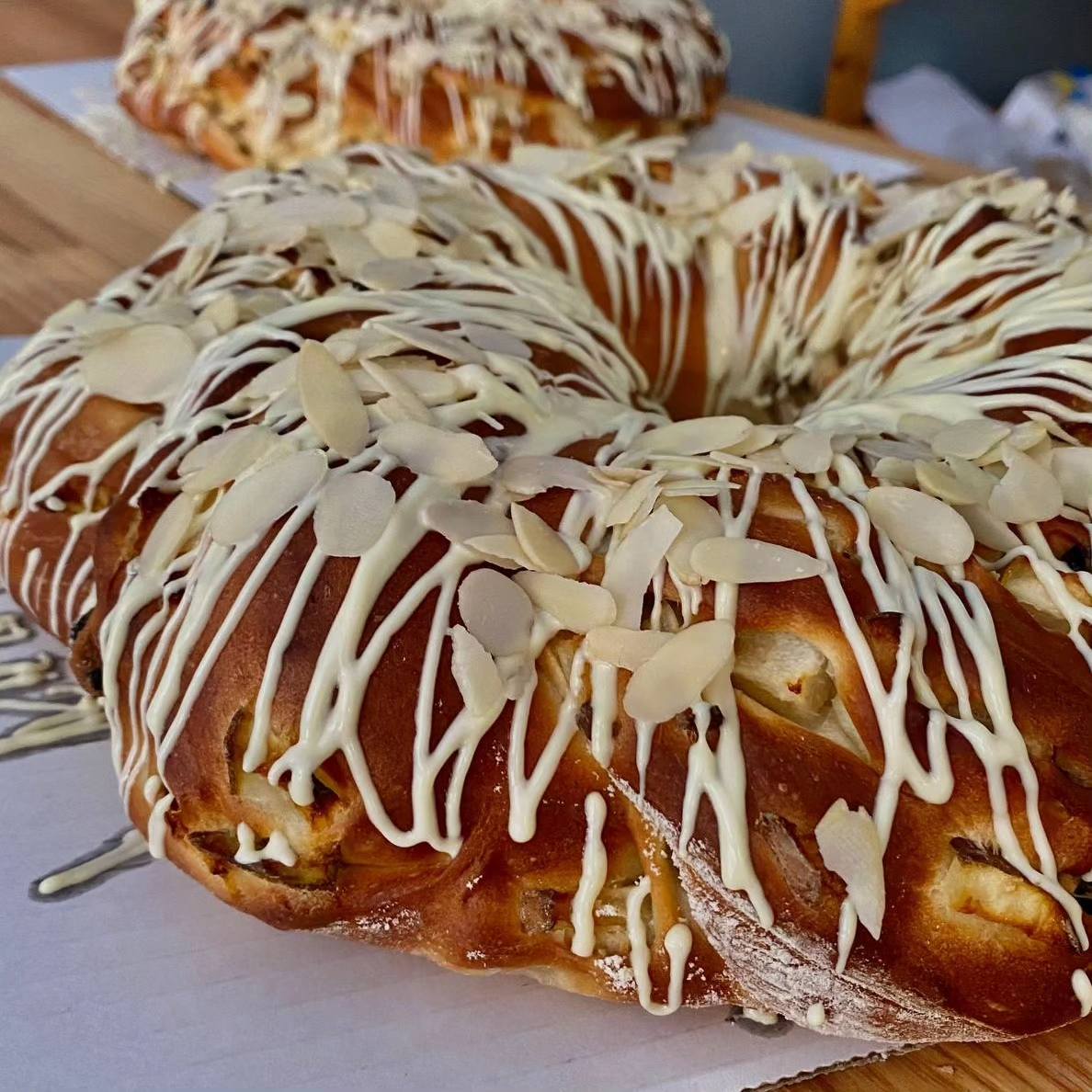 Croissant Kop u. hank main image 0