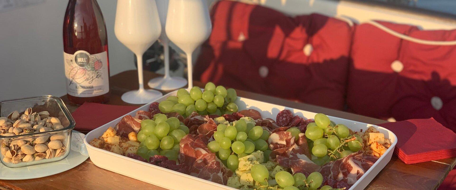 Windrose Cruising - Tasting
