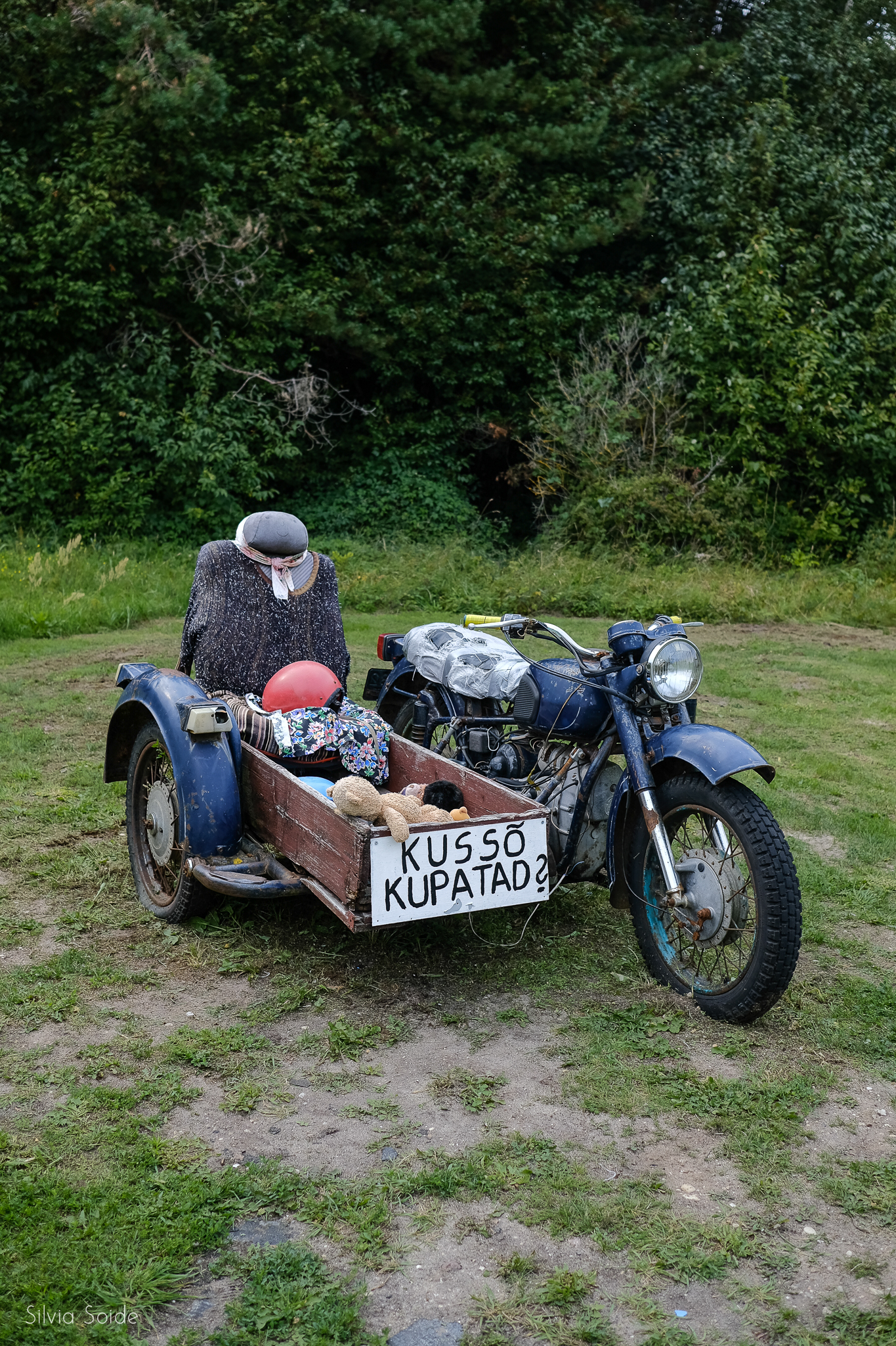 Kihnu käsitööpood "Njaputüe pued"