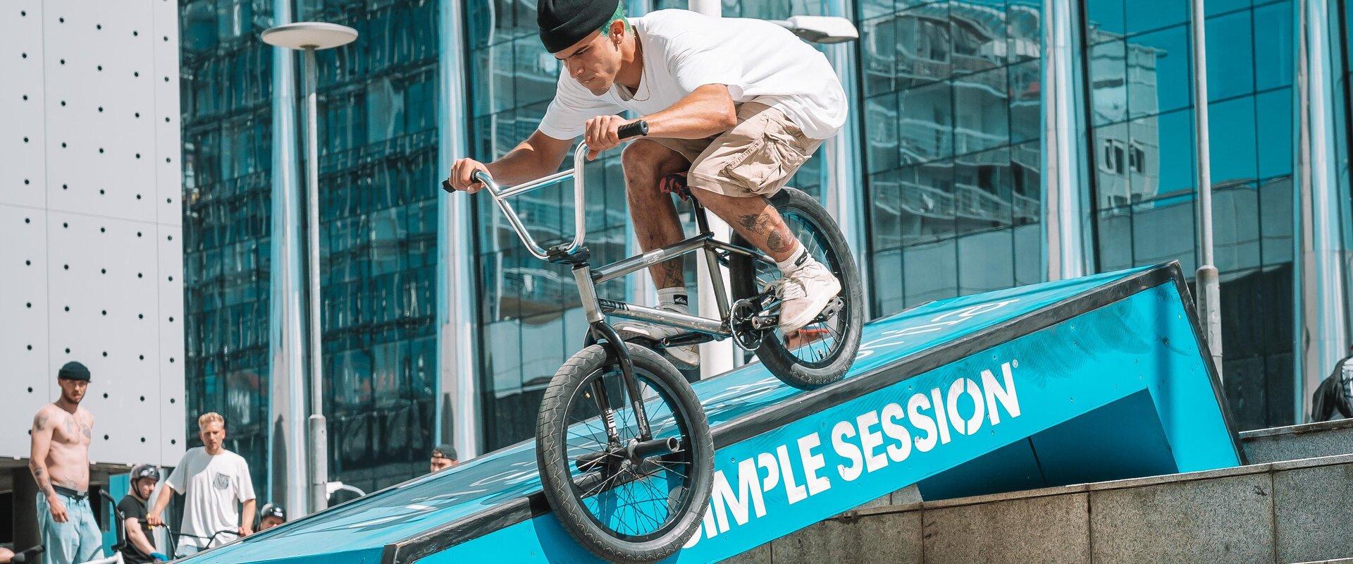 Simple Session, the most popular skateboarding and BMX competition of the year, is one of the most important events in Estonia! This extreme sports co