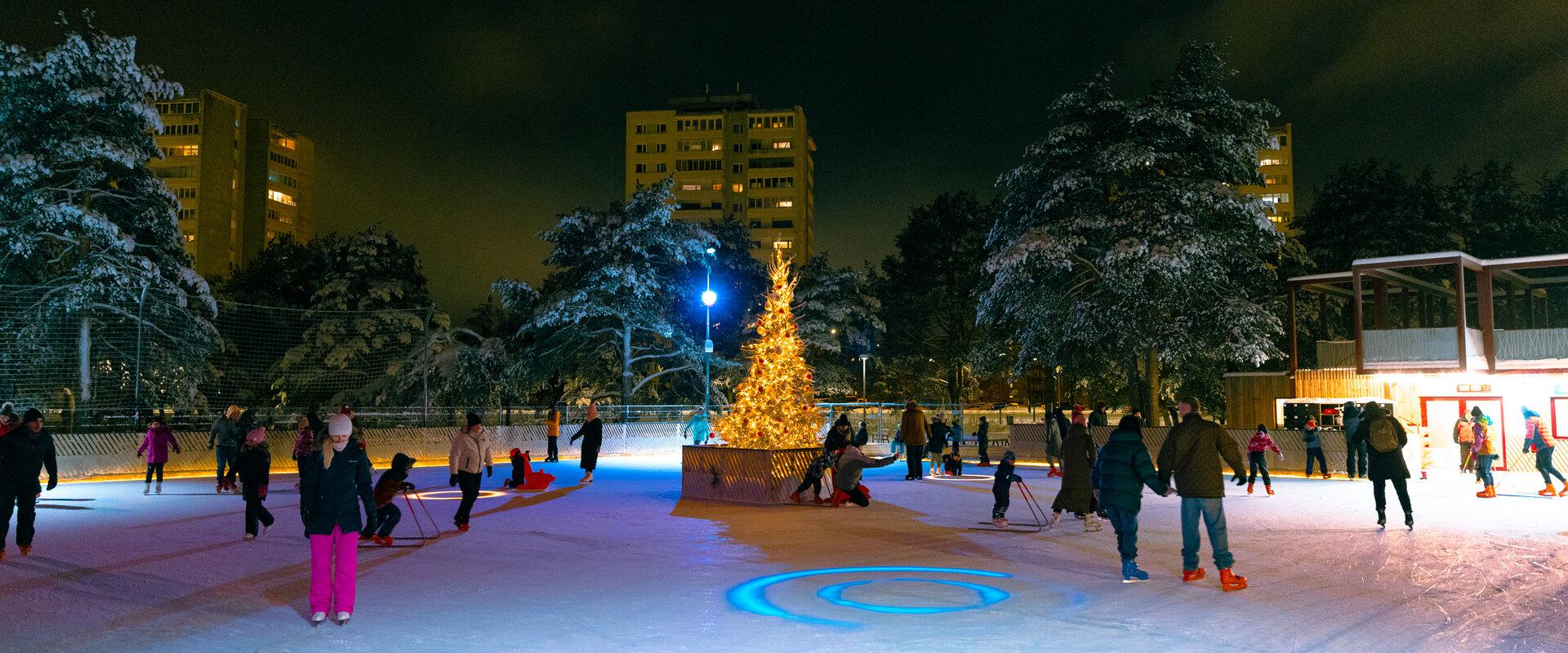 The brand-new pop-up ice skating rink usually opens in mid-December and closes in March when the spring sun starts melting the ice. The Mustamäe Ice R