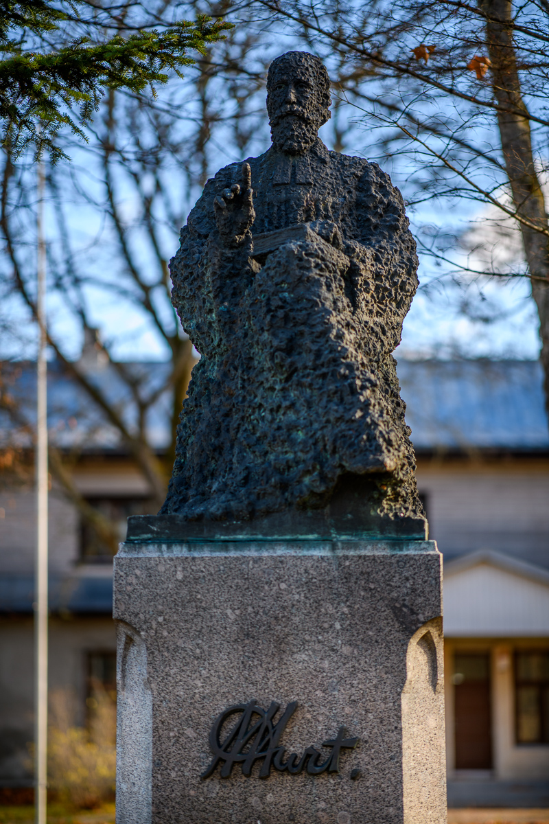 Jakob Hurda monument Otepääl