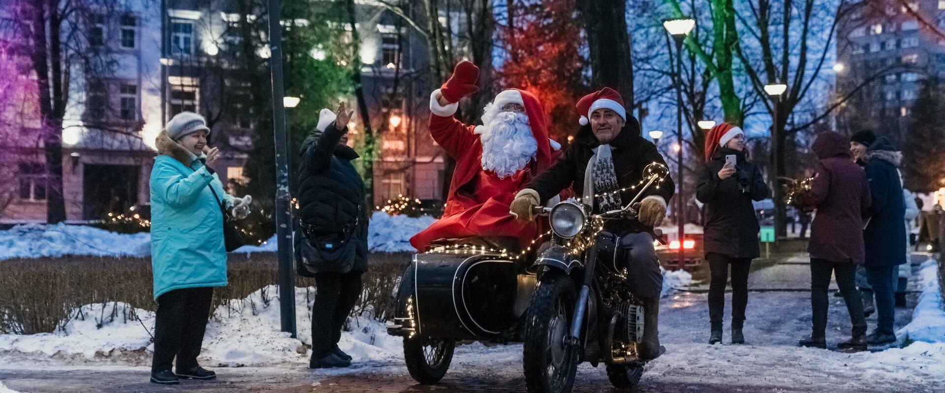 Jõuluvana Jõulukülas Narvas
