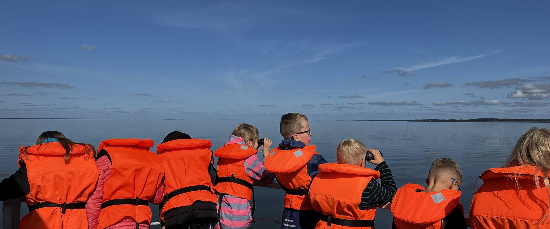 Parvesõit laevasõit Võrtsjärv saun Järvemuuseum vaba aeg Elva vald