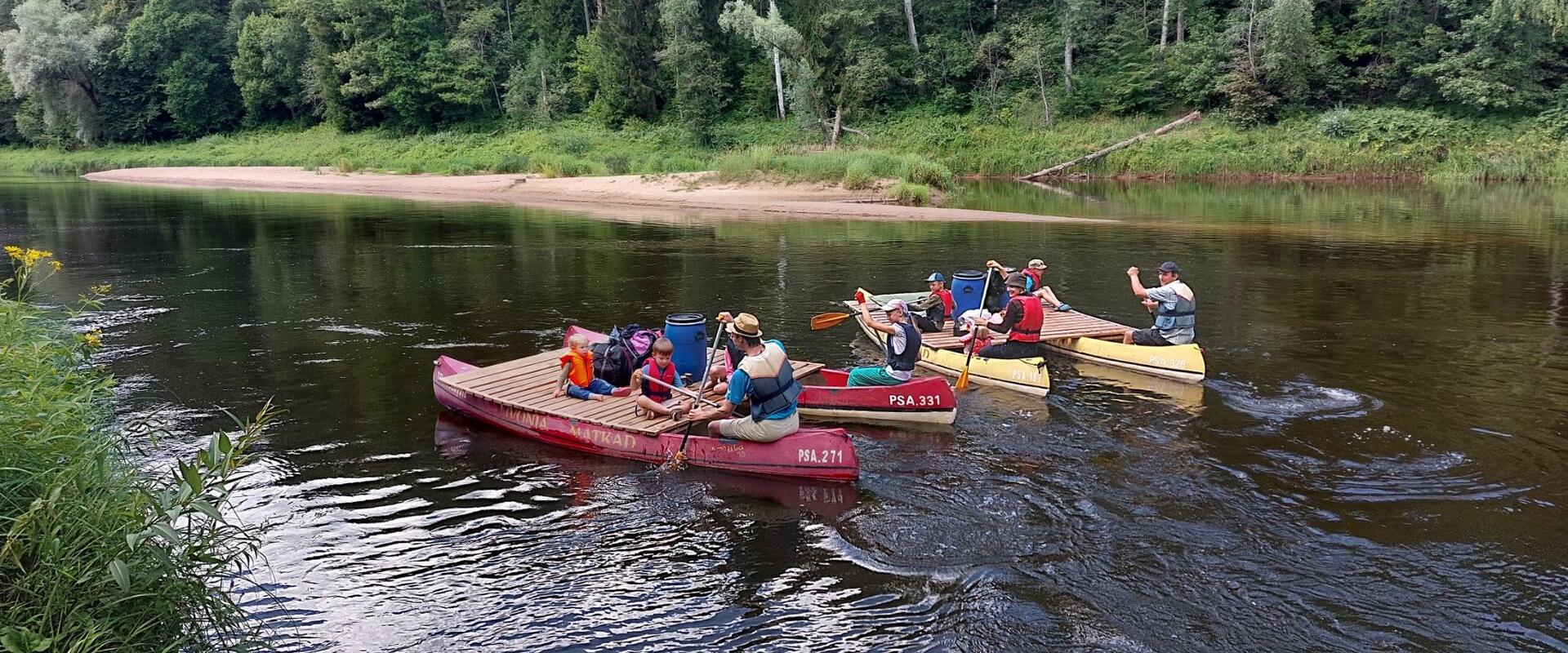 Parvematk kaunil Koiva jõel