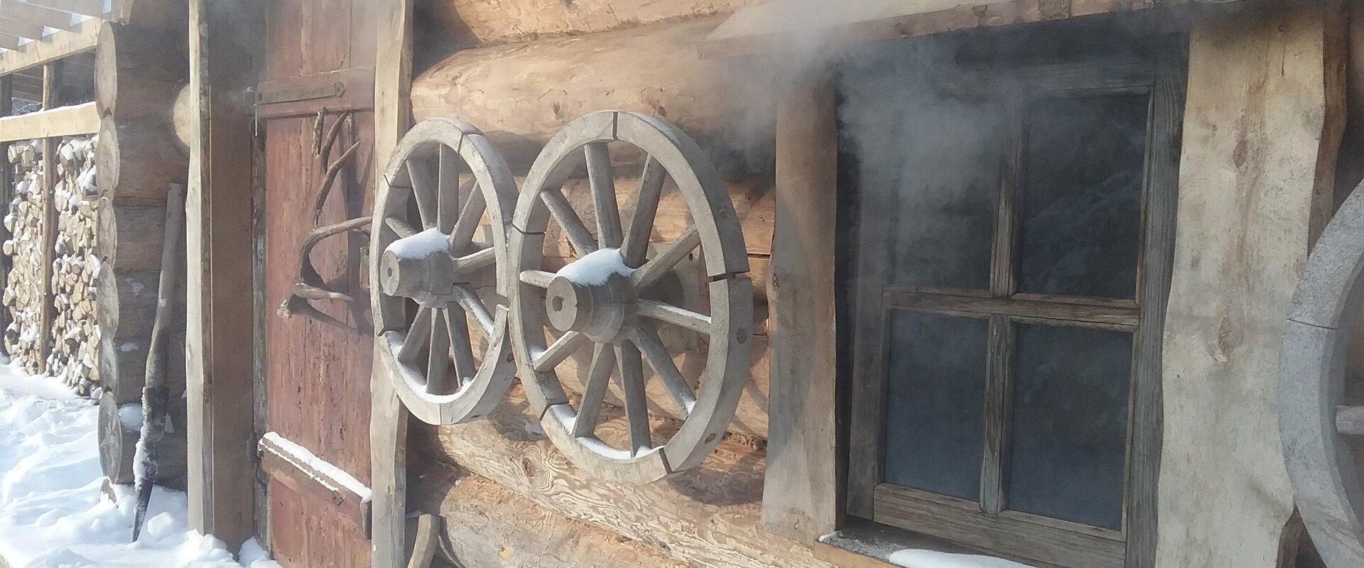 Otepää Külmalätte suitsusaun, suitsusaun küdemas