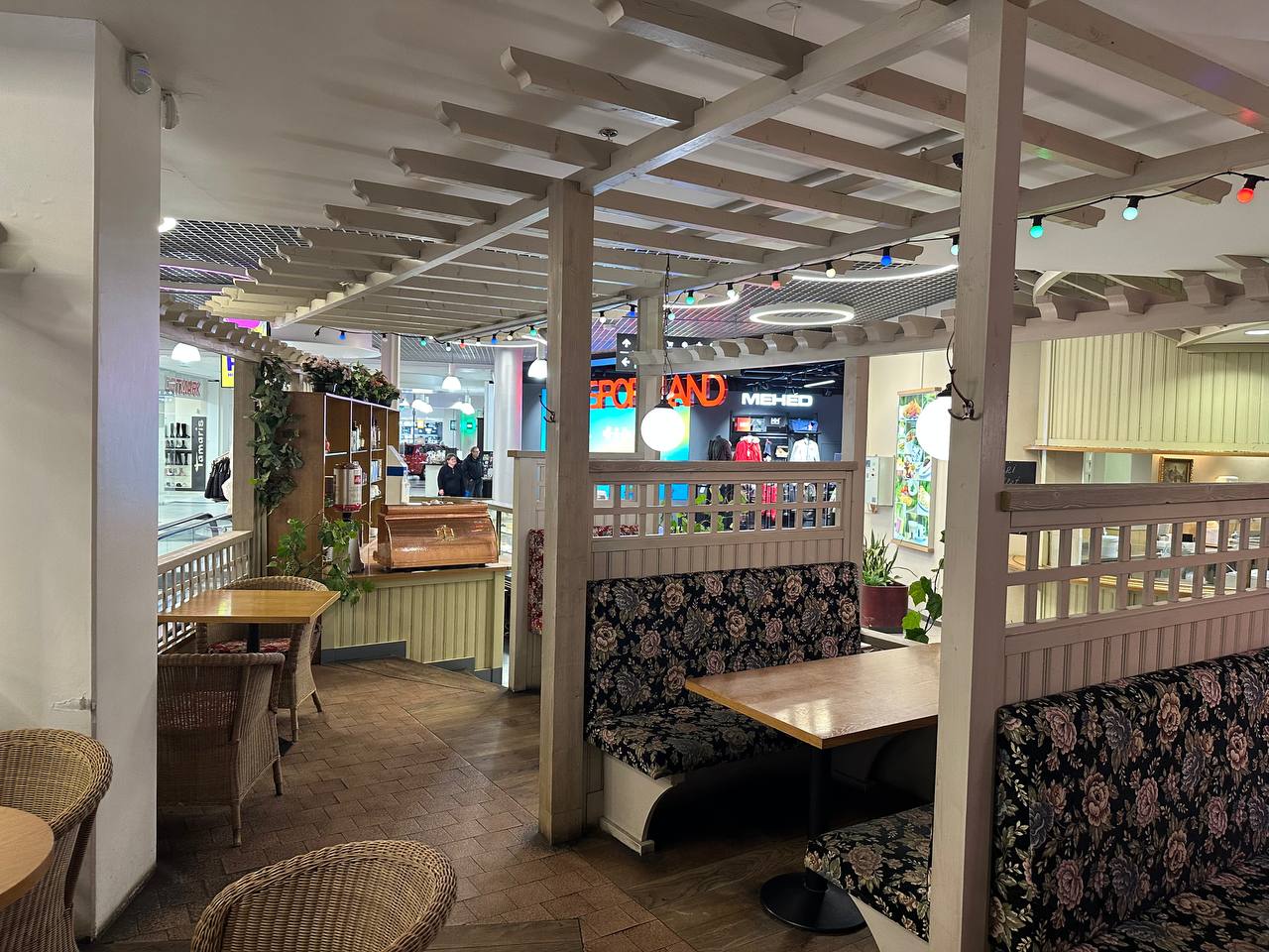 Narva Astri Buffet
