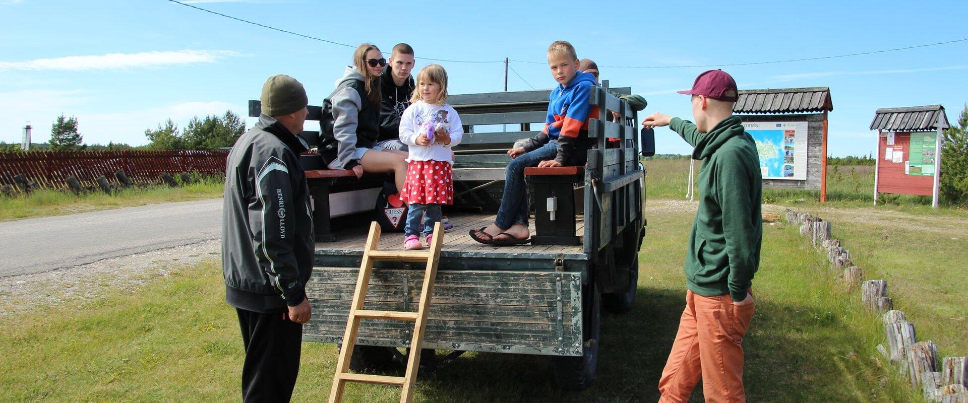 Kastiga uunikumiauto UAZ