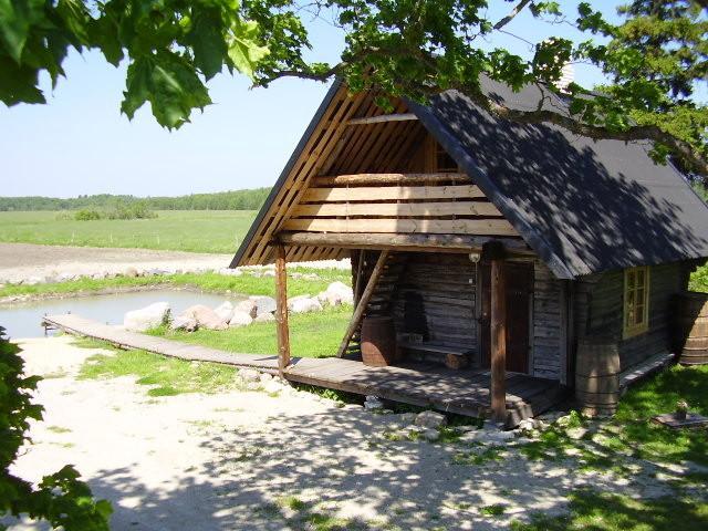 Paali-Tõnise Turismitalu