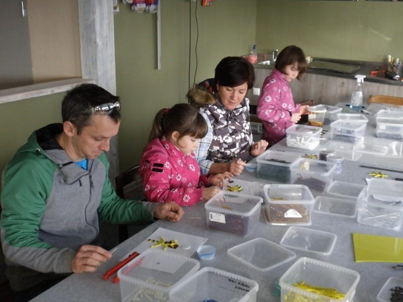 Stikla priekšmetu izgatavošana studijā "Jerjomin Glass Studio"