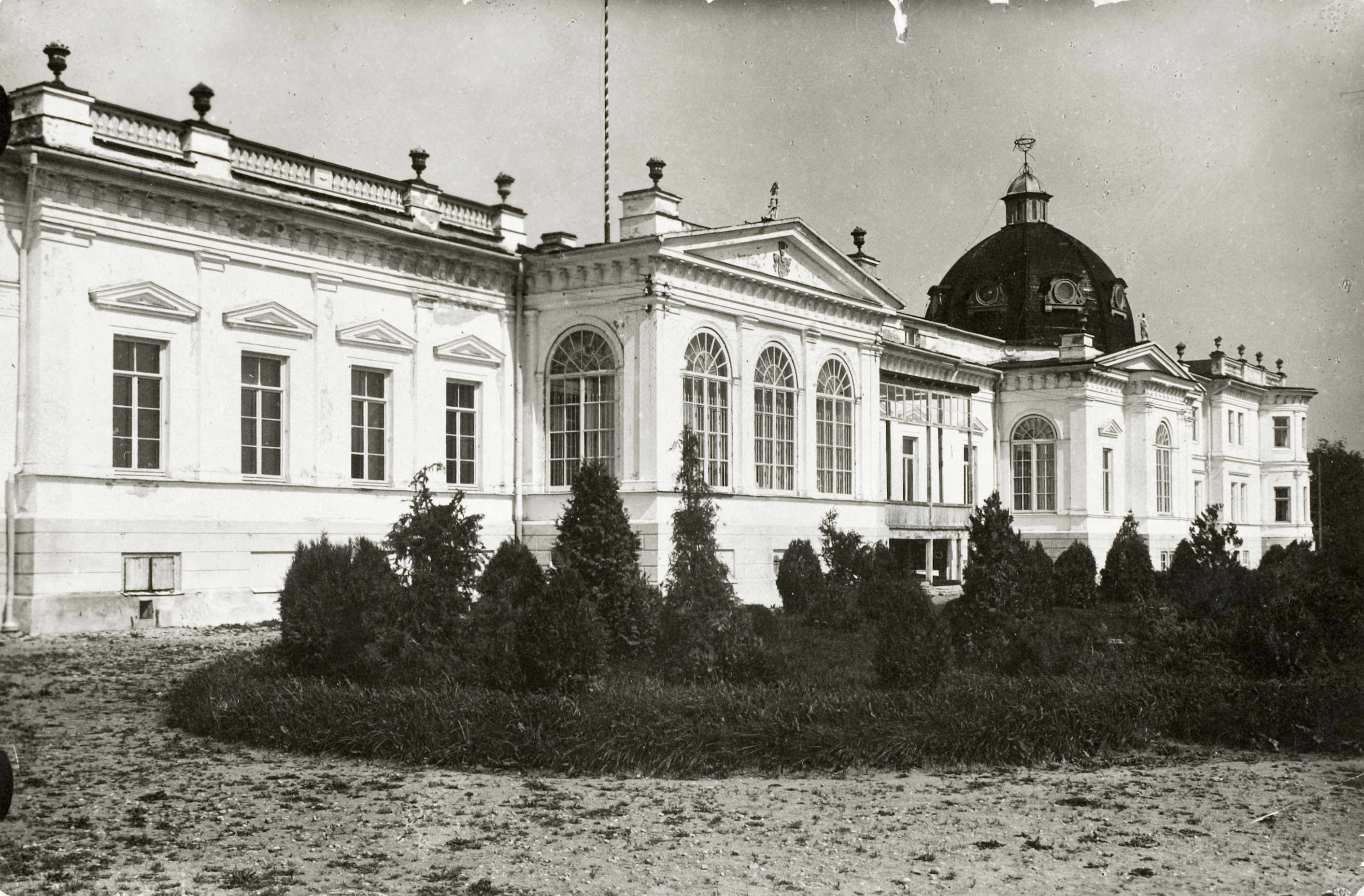 Raadi mõis