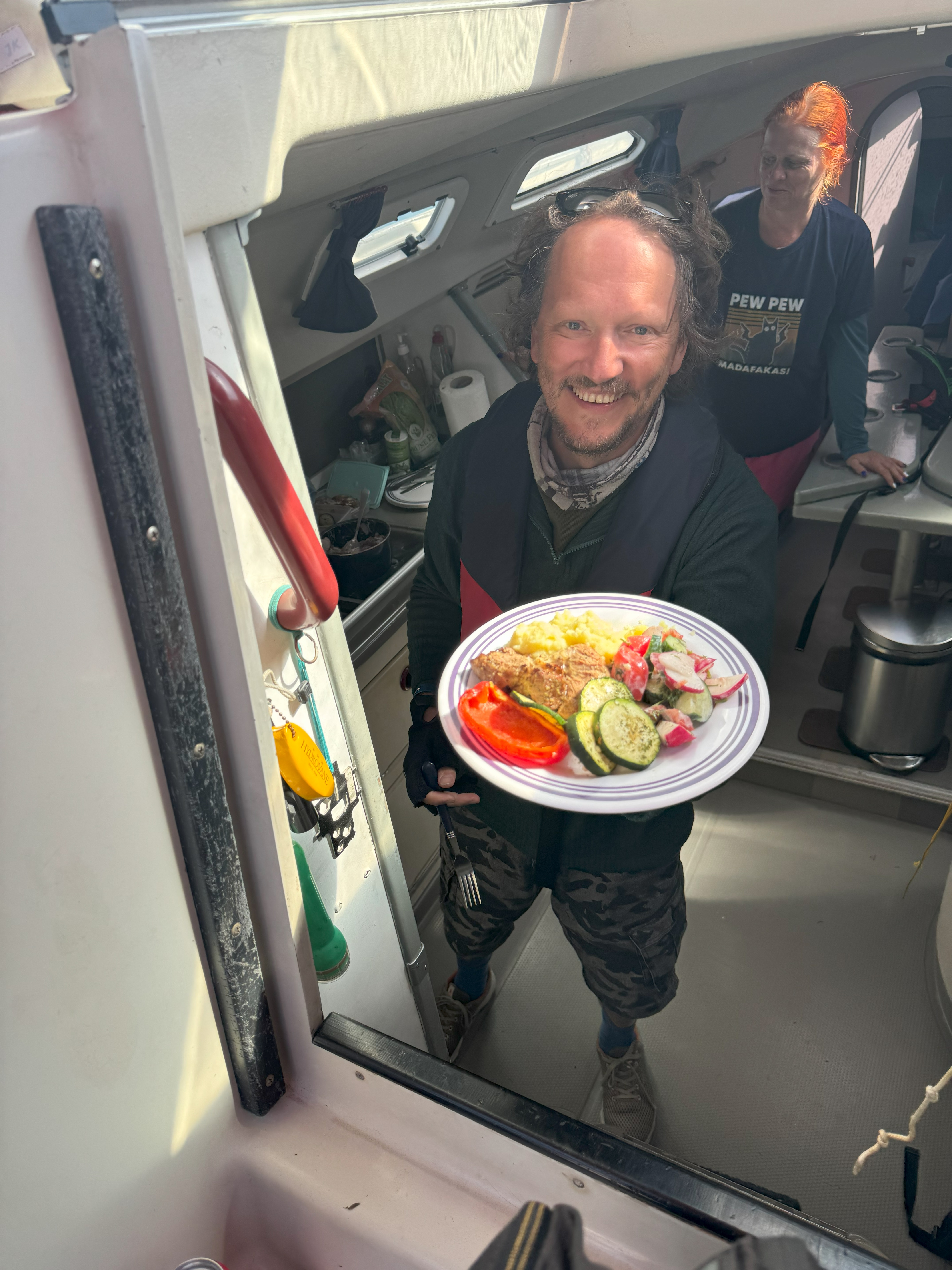Windrose cruising - meals on the ship