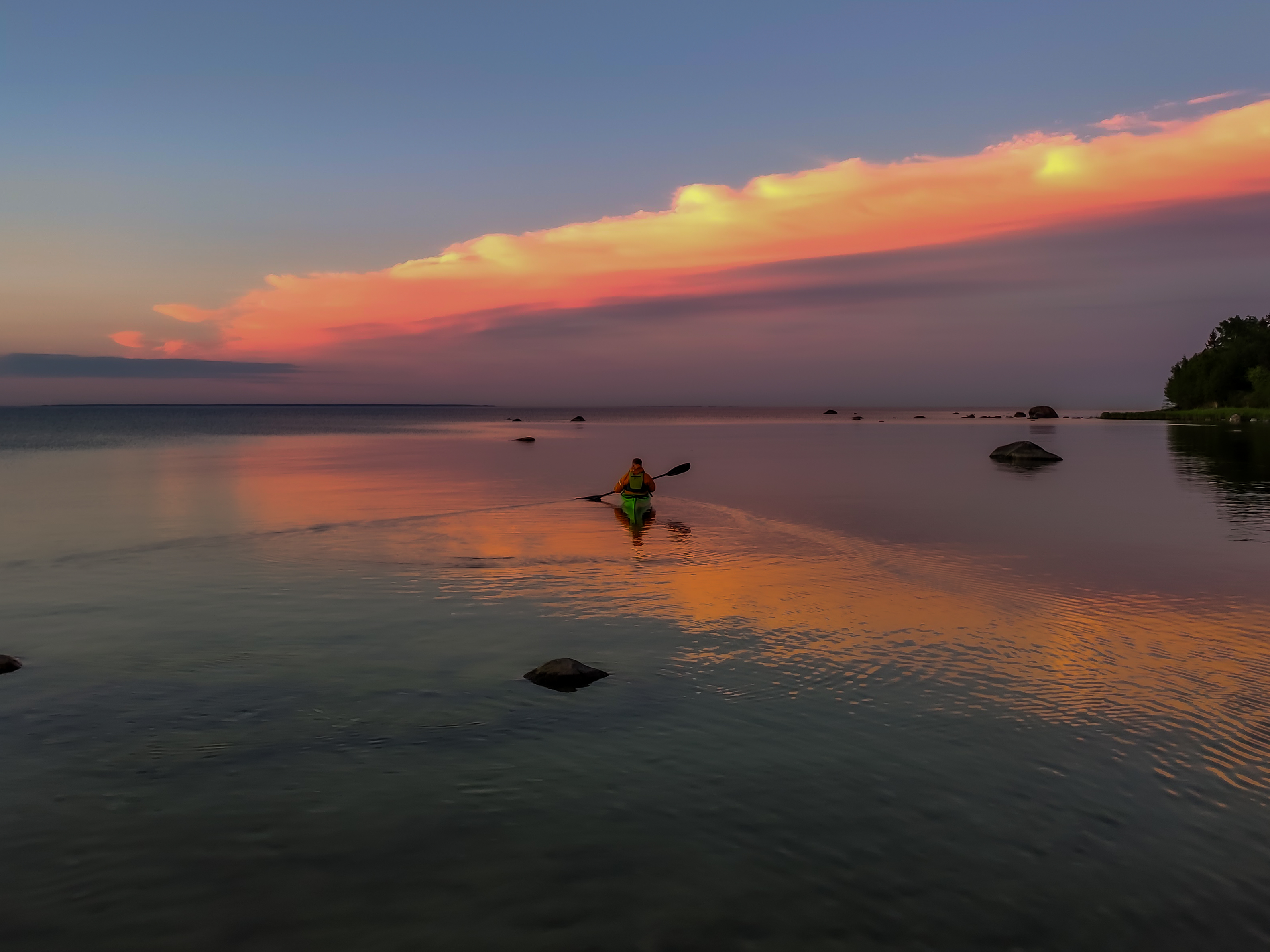 Indietours Aegna Kayak Tour beautiful Sunset