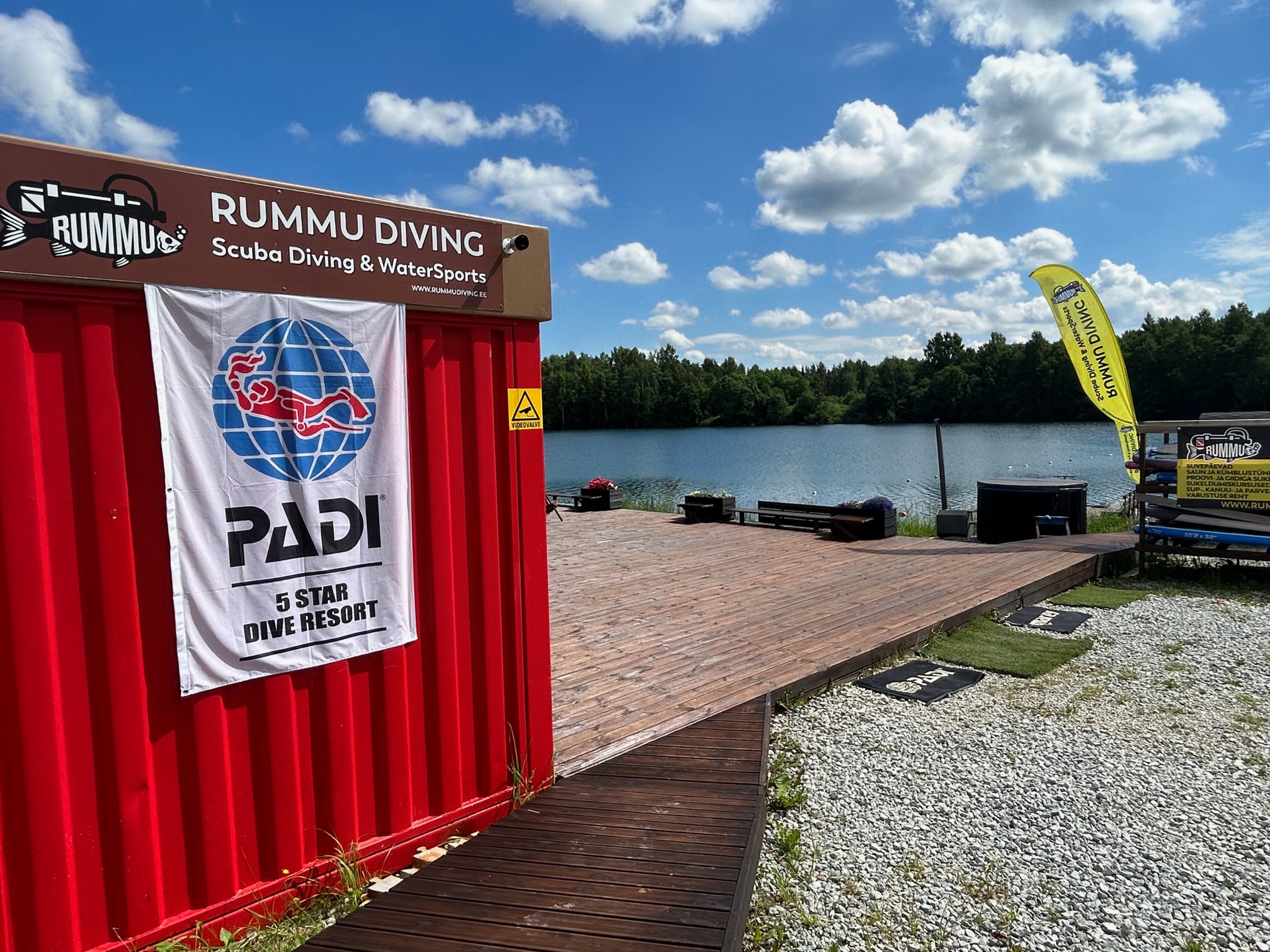 Diving in Rummu Quarry