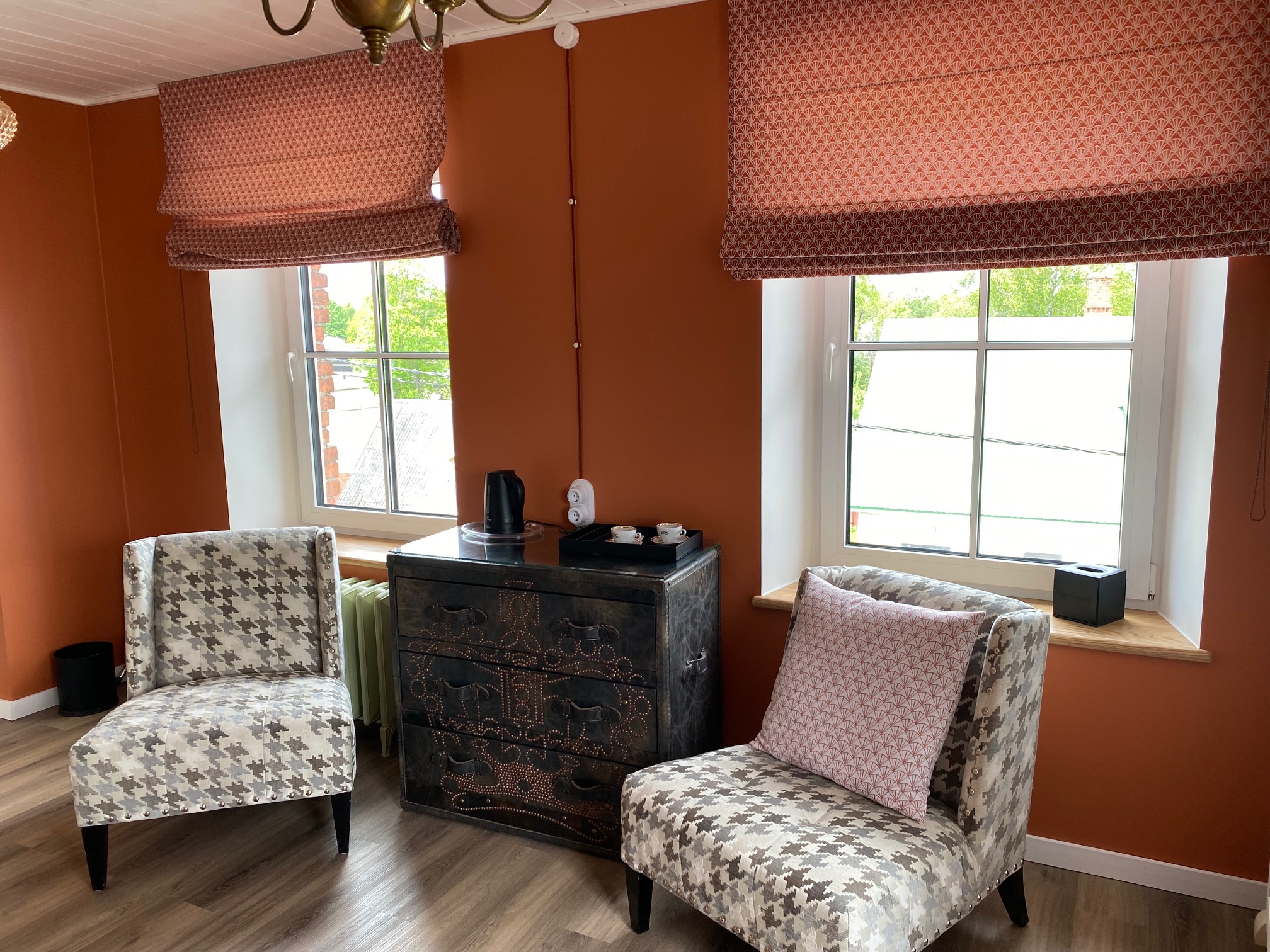 Red Tea Room
