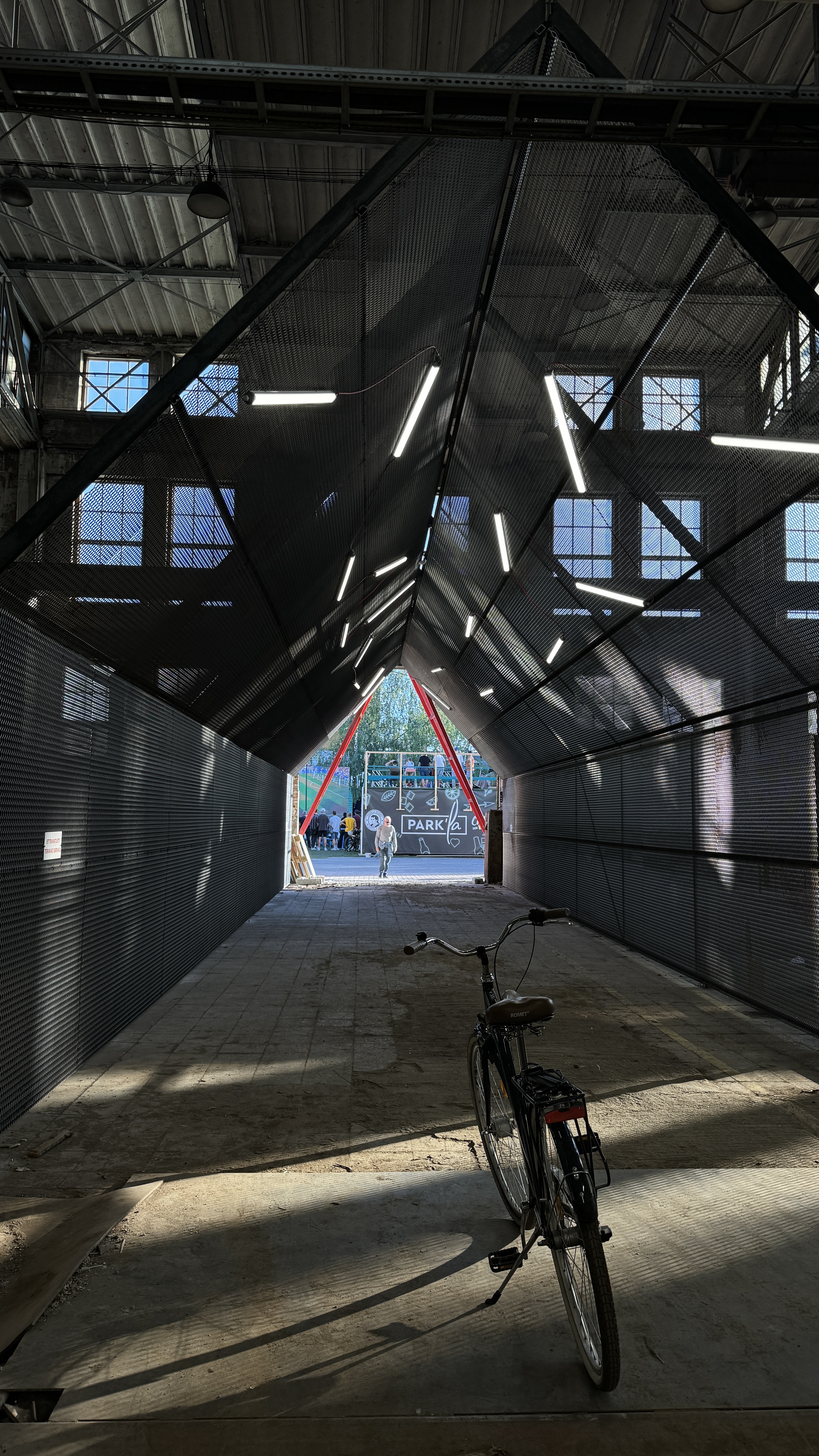 M-hoone tunnel