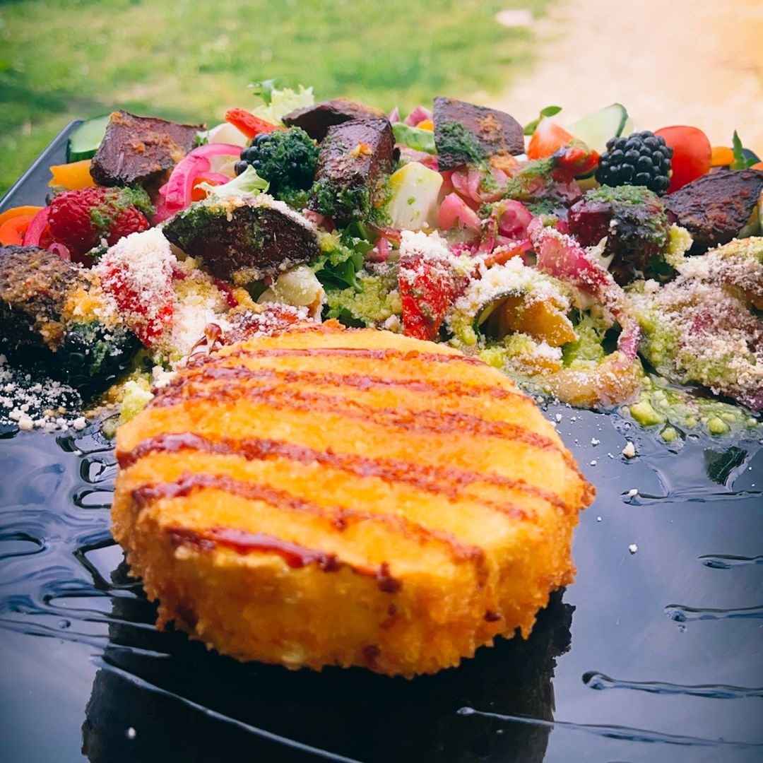 Över-Marsi kitsejuustu-salat